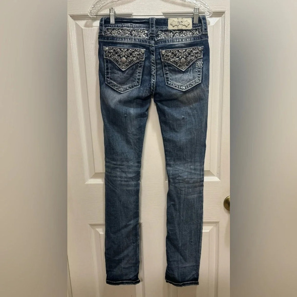 Miss Me Signature Straight Stretch Cuffed Jean Low Rise Size 25 Bling Pockets - Picture 5 of 10